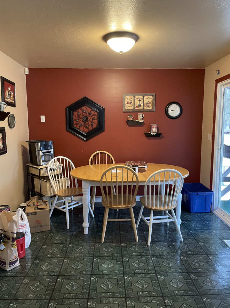 Dining room before the kitchen remodel